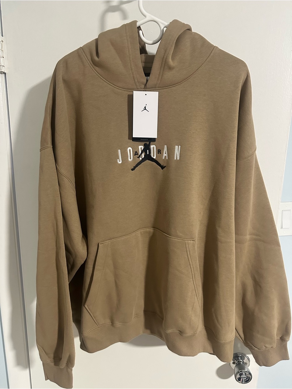 Jordan Men’s Brooklyn Fleece Oversized Pullover Hooded Sweatshirt